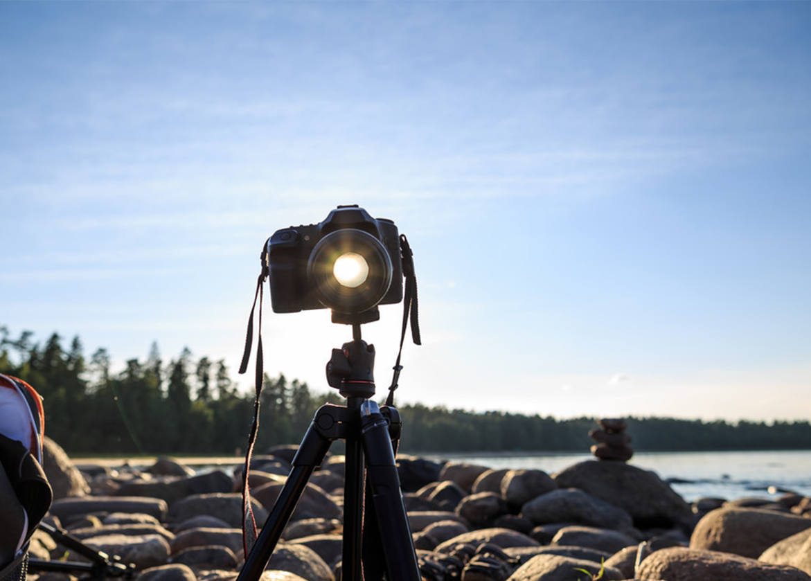 How to clean the lens of the camera and how to take care of it